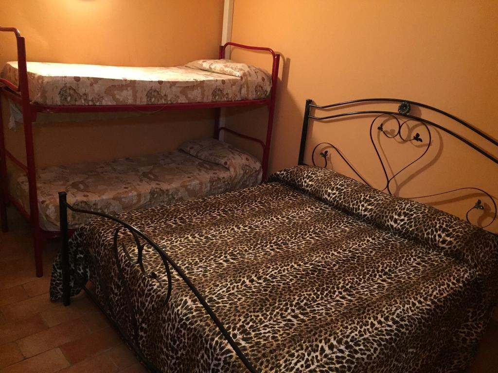 Il Casello Hotel Paola Cameră foto